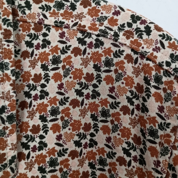 King Universal Floral Button Up Shirt - Picture 3 of 6